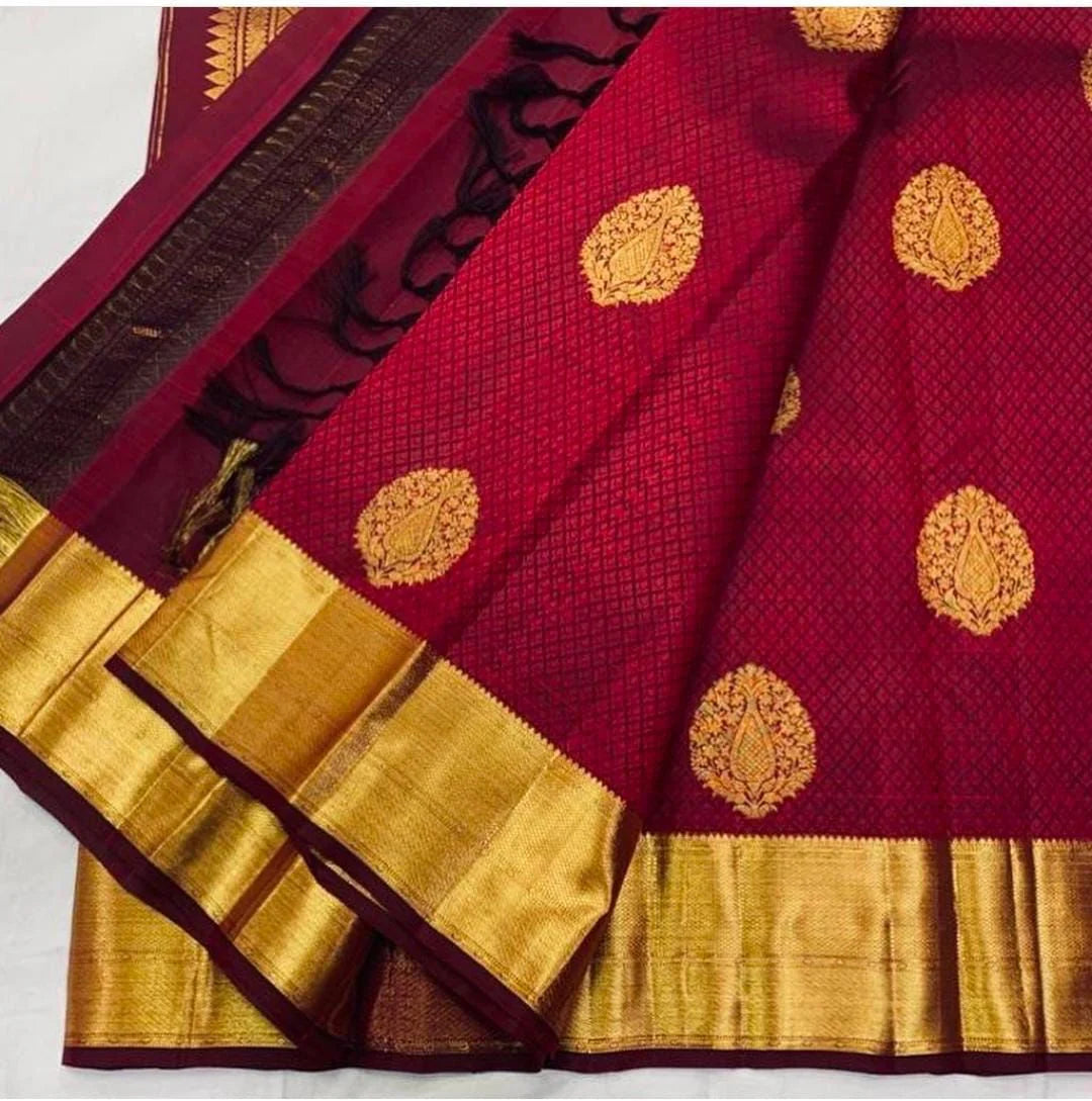 Lassitude Maroon Soft Banarasi Silk Saree With Lissome Blouse Piece